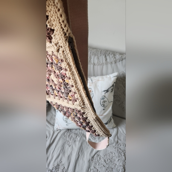 Handmade new Fanny Pack/ Bum Bag - Picture 2 of 7